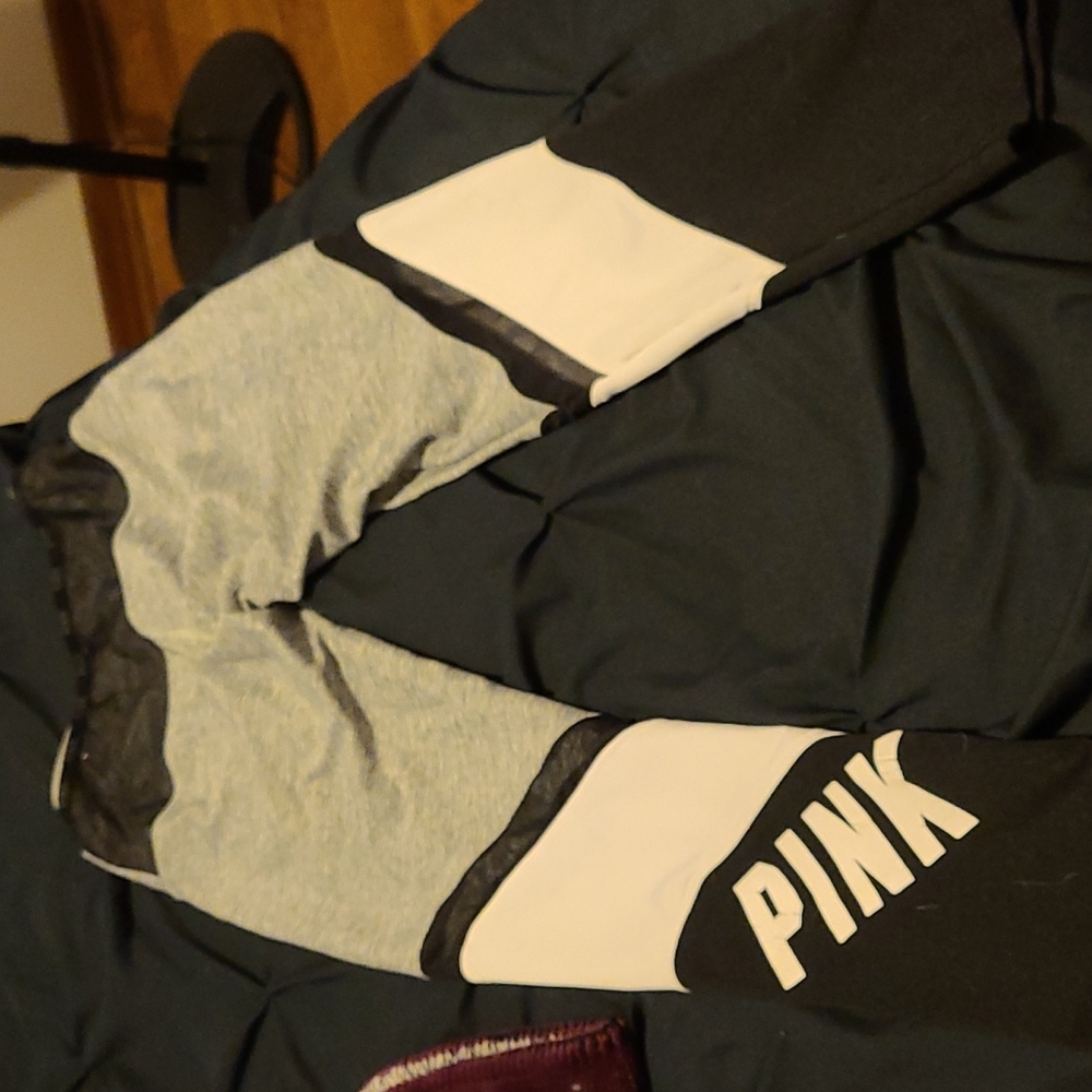 VS PINK ultimate leggings